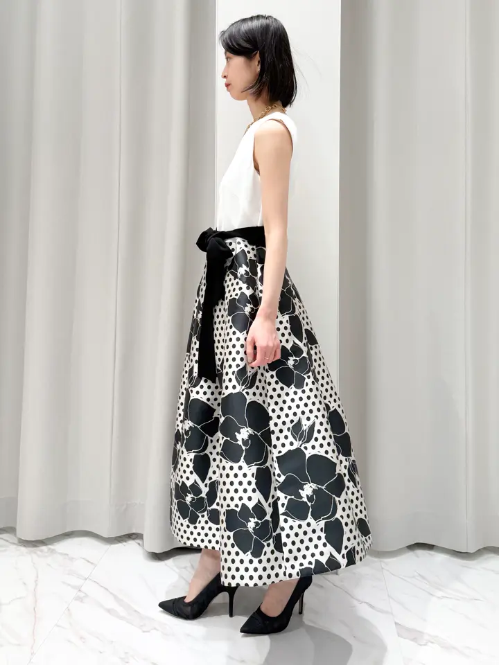 GRACE CONTINENTAL yuri コーディネート画像