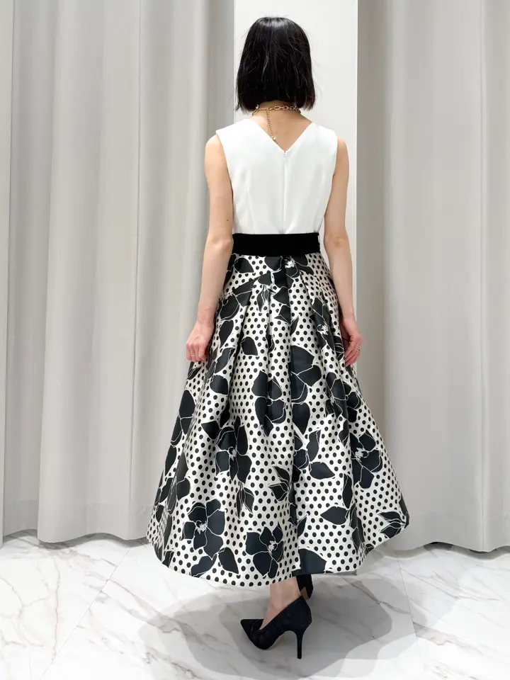 GRACE CONTINENTAL yuri コーディネート画像