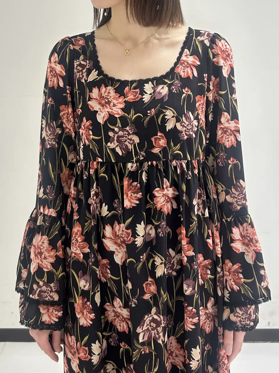 GRACE CONTINENTAL 狩野　珠季 コーディネート画像