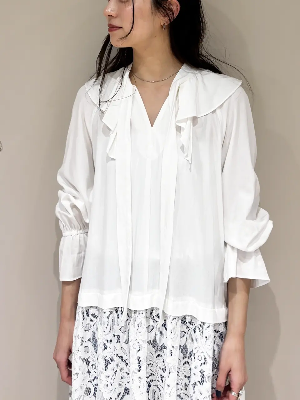 GRACE CONTINENTAL Hikaru Okada コーディネート画像