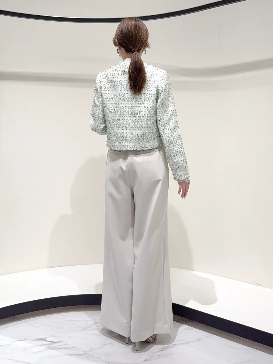 GRACE CONTINENTAL Suzuka コーディネート画像