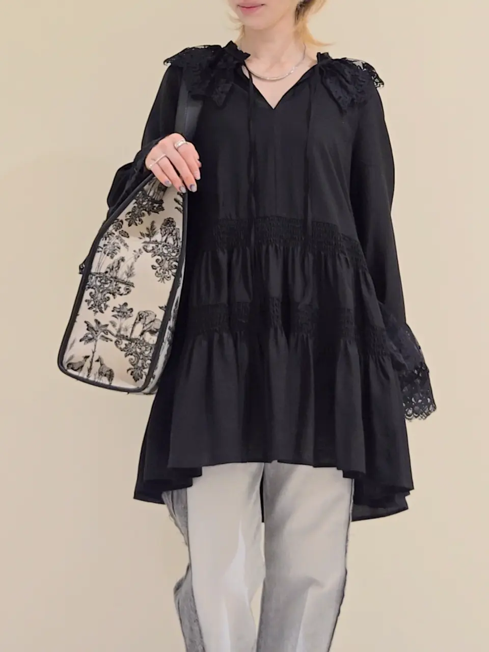 GRACE CONTINENTAL isono yui コーディネート画像