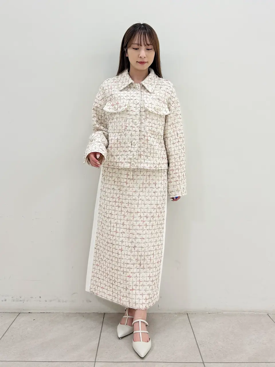 GRACE CONTINENTAL Miu Akamatsu コーディネート画像