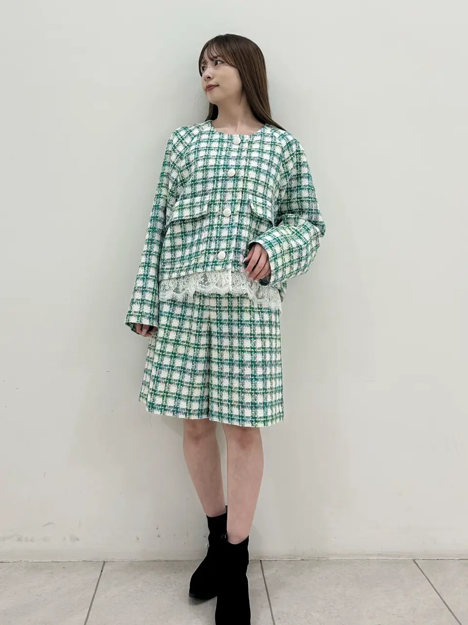 GRACE CONTINENTAL Miu Akamatsu コーディネート画像