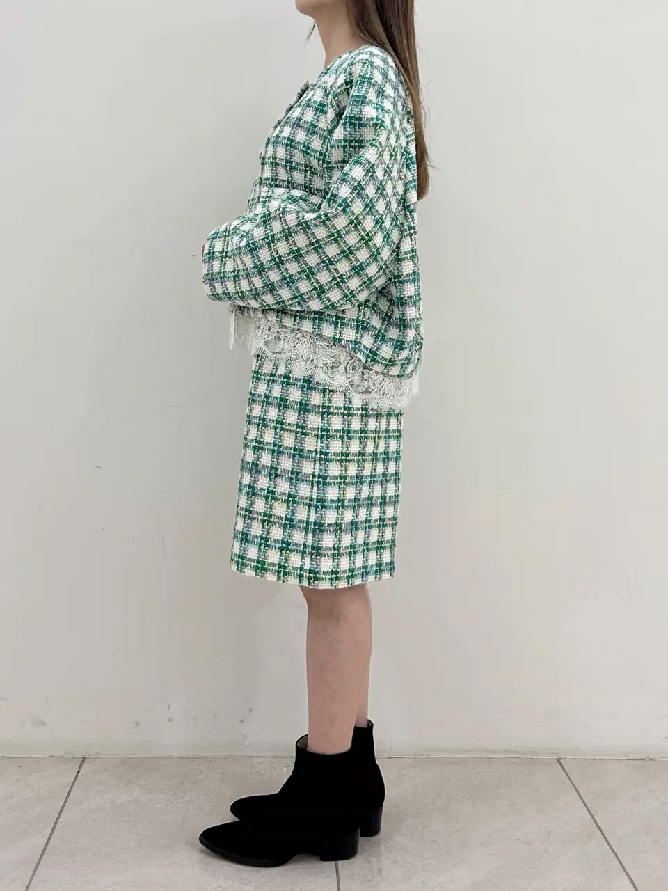 GRACE CONTINENTAL Miu Akamatsu コーディネート画像