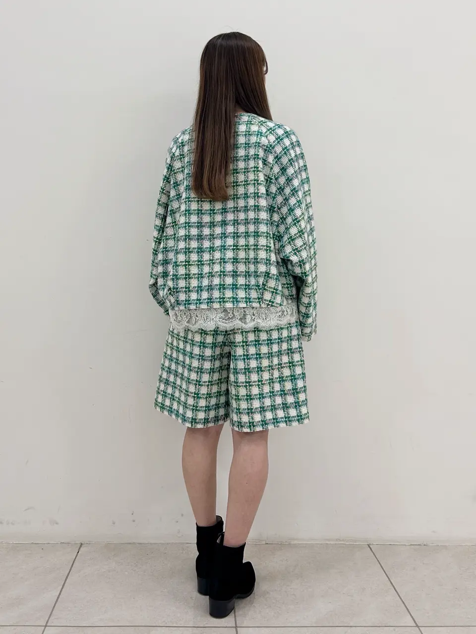 GRACE CONTINENTAL Miu Akamatsu コーディネート画像