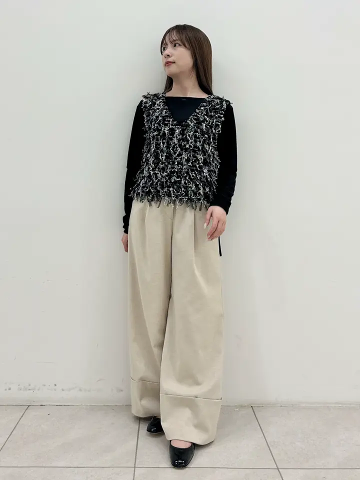 GRACE CONTINENTAL Miu Akamatsu コーディネート画像