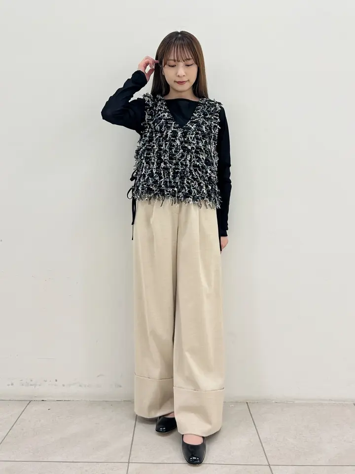 GRACE CONTINENTAL Miu Akamatsu コーディネート画像