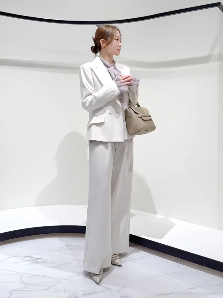 GRACE CONTINENTAL Suzuka コーディネート画像