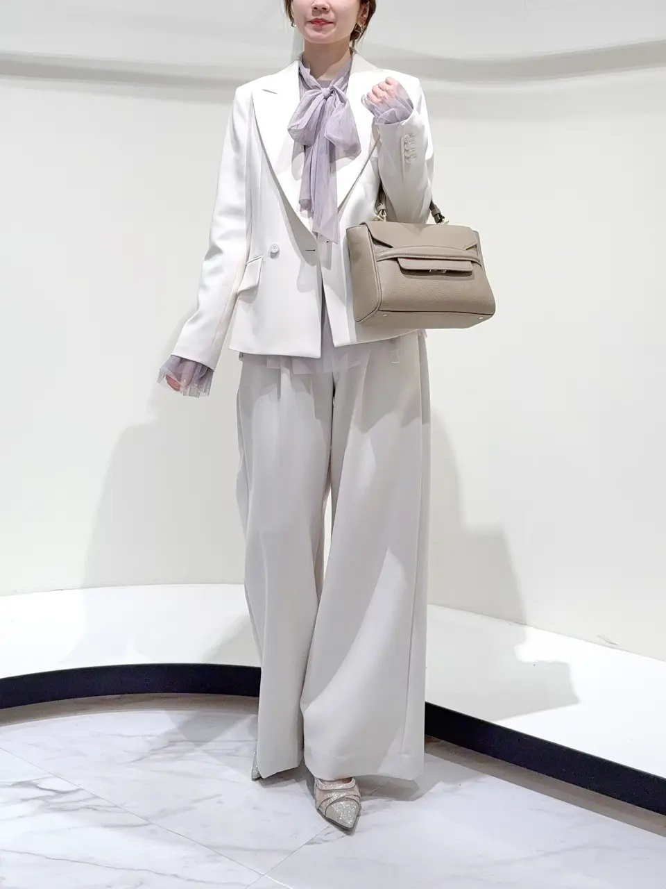 GRACE CONTINENTAL Suzuka コーディネート画像