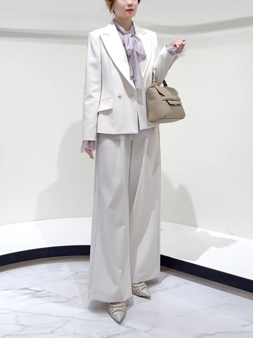 GRACE CONTINENTAL Suzuka コーディネート画像