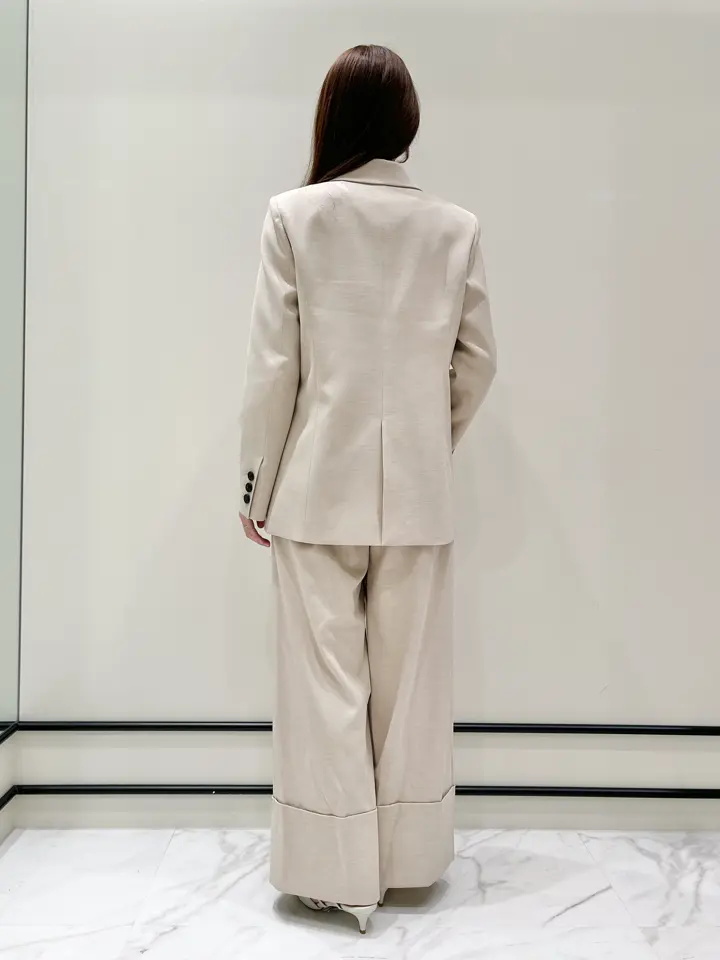 GRACE CONTINENTAL Wakazono コーディネート画像