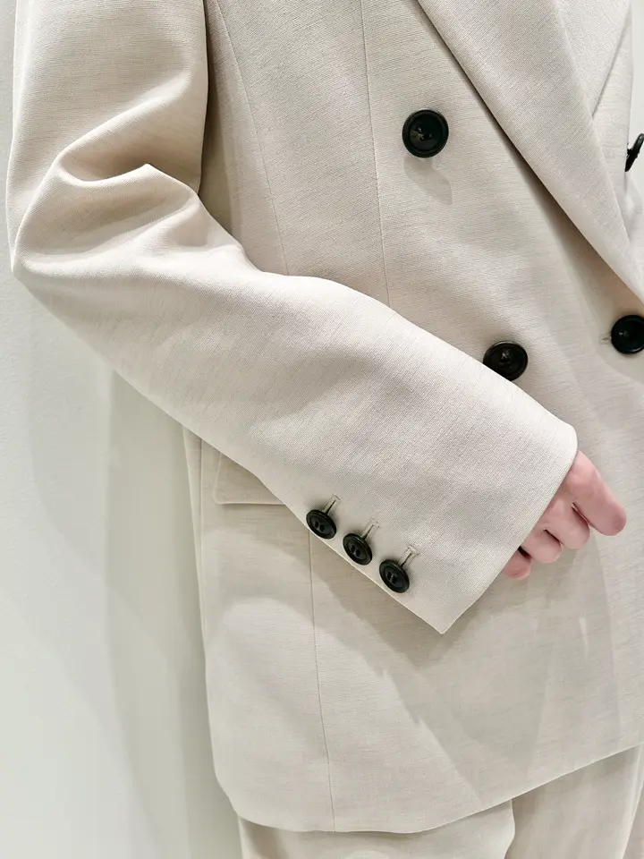 GRACE CONTINENTAL Wakazono コーディネート画像