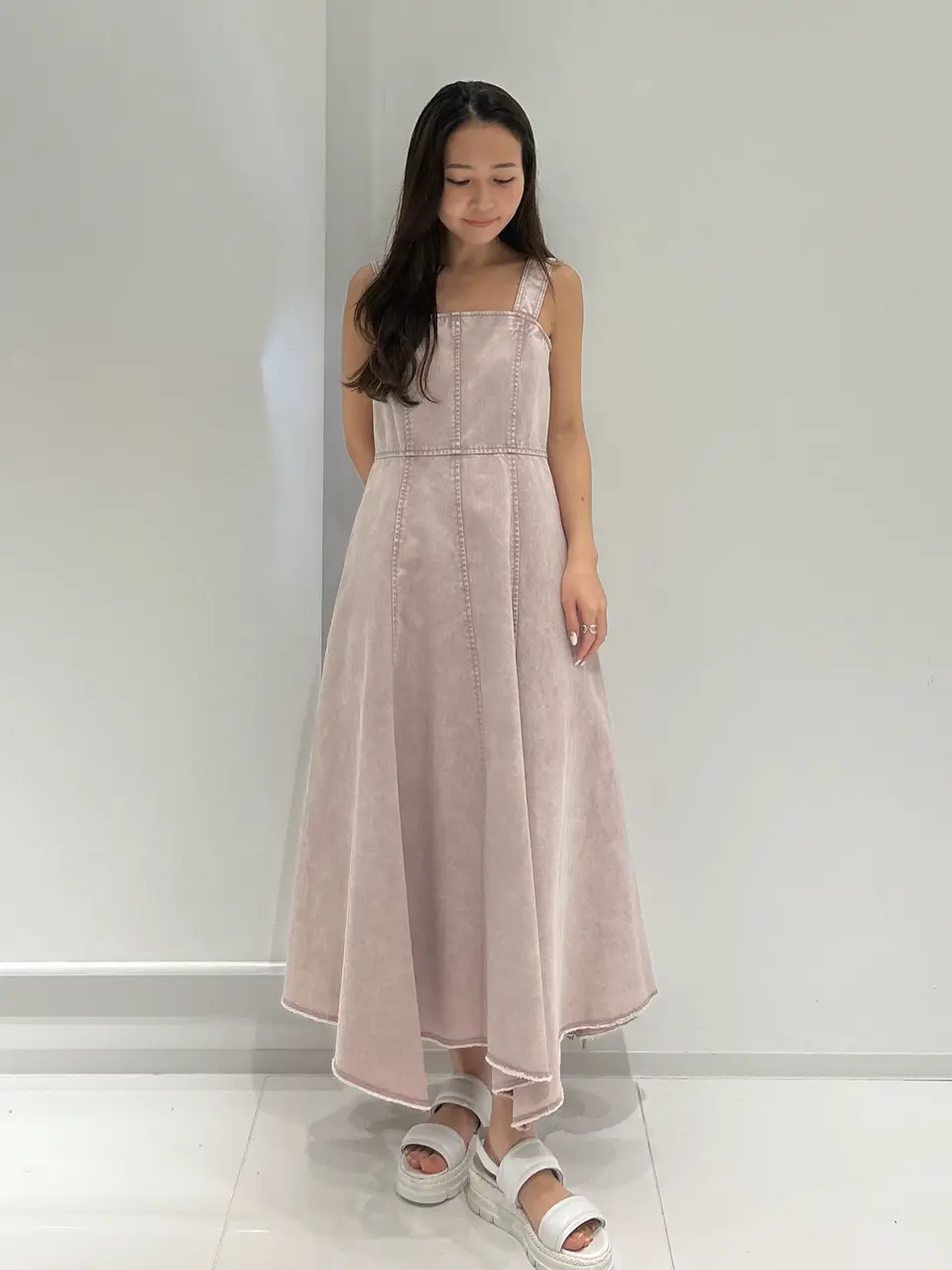 GRACE CONTINENTAL ERINA KATO コーディネート画像