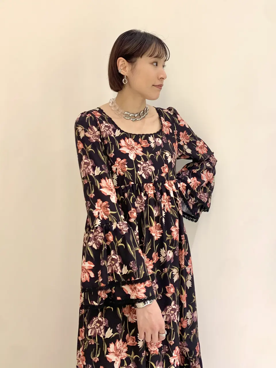 GRACE CONTINENTAL haruka iwasaki コーディネート画像