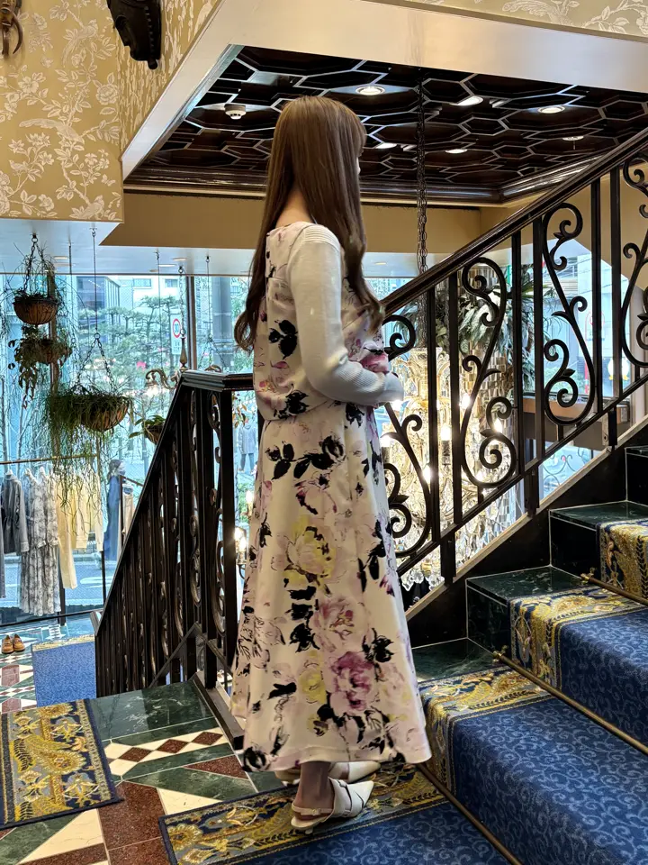 GRACE CONTINENTAL adachi miyuki コーディネート画像