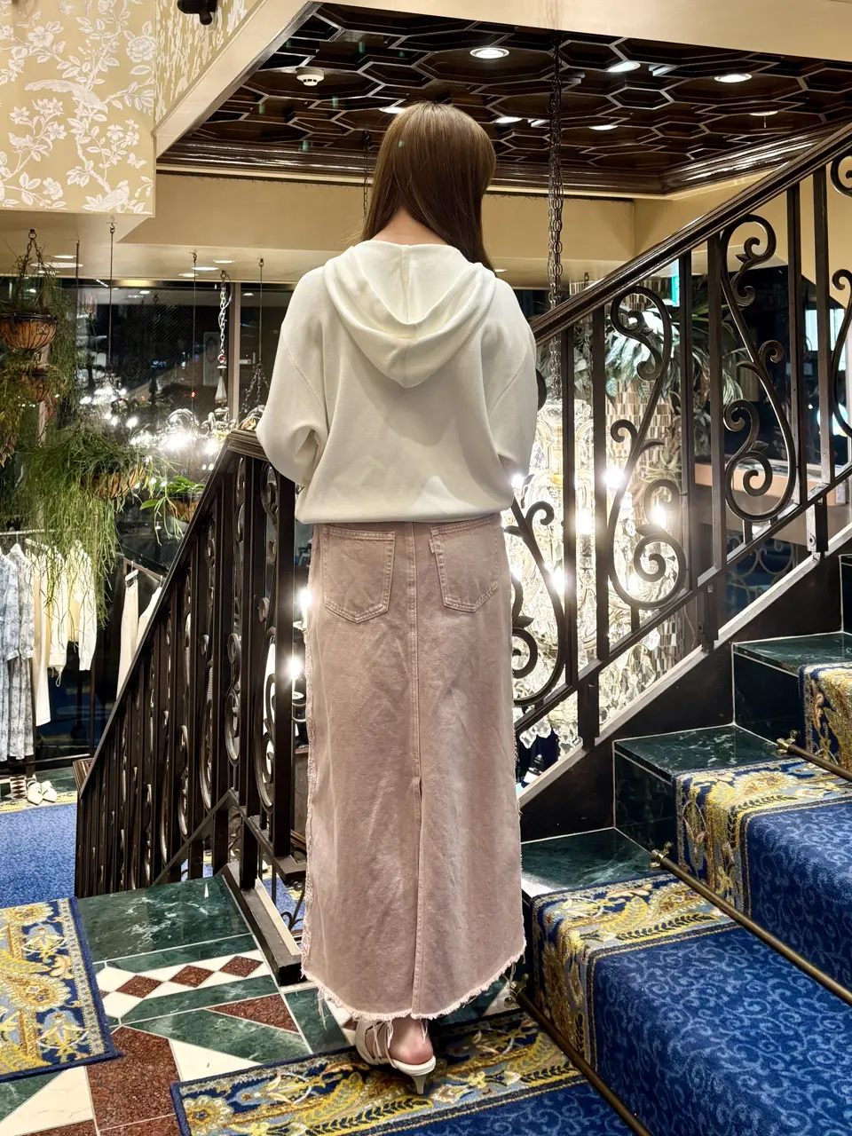 GRACE CONTINENTAL adachi miyuki コーディネート画像