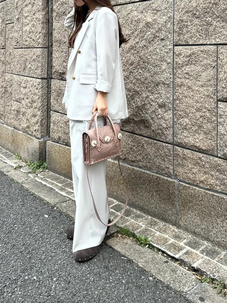 GRACE CONTINENTAL ERINA KATO コーディネート画像