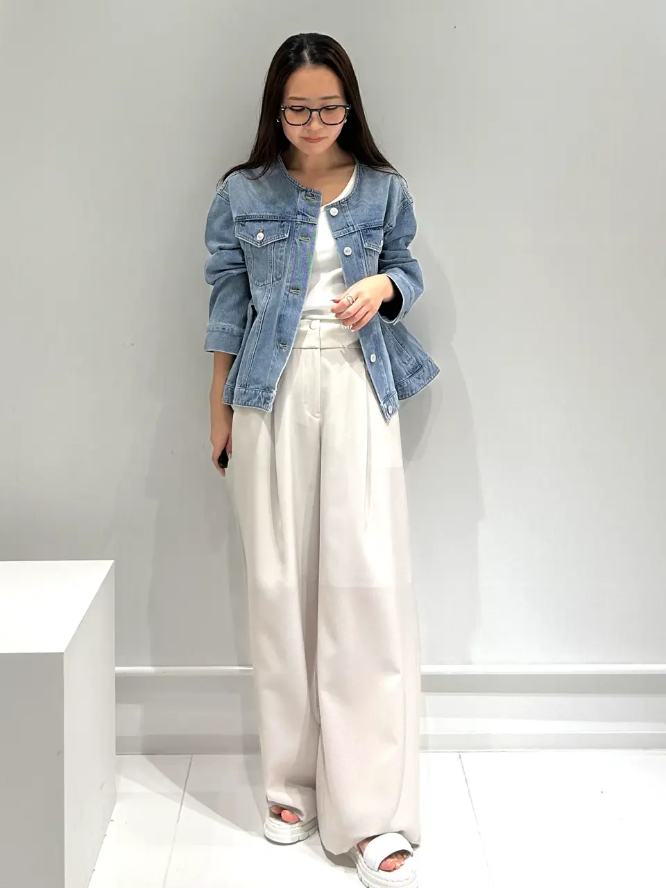  ERINA KATO コーディネート画像