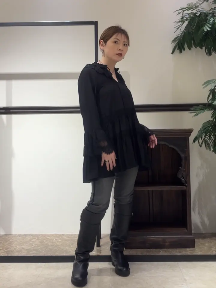 GRACE CONTINENTAL N.YURI コーディネート画像