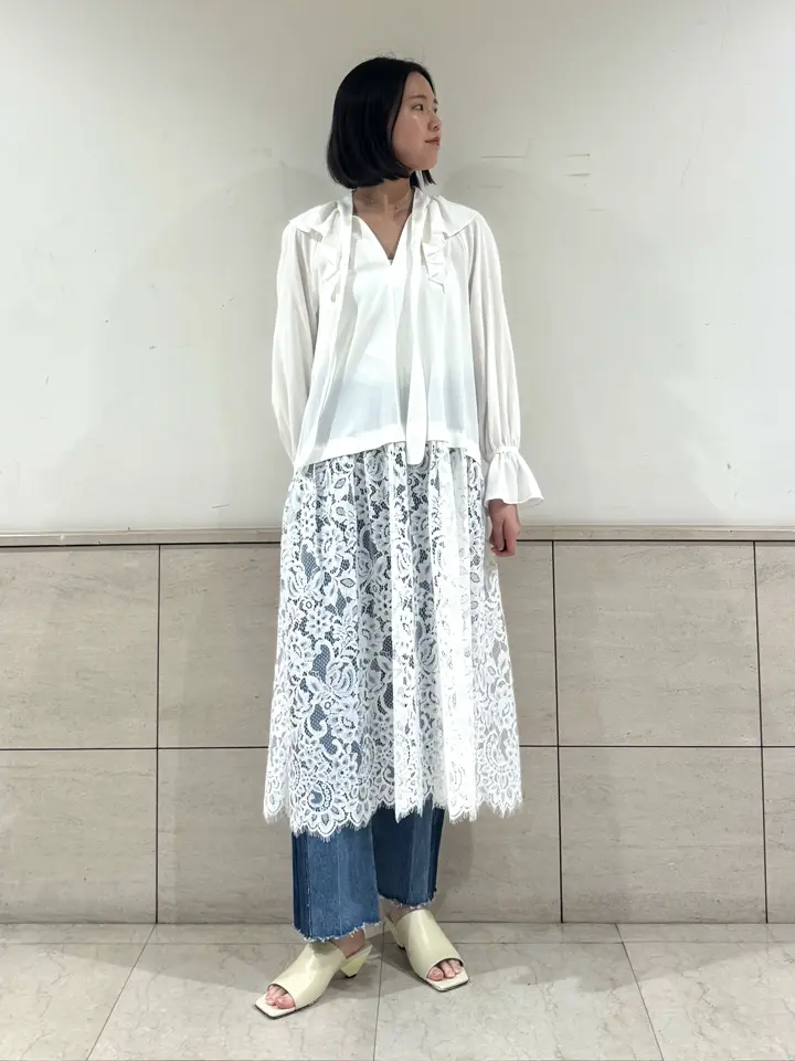 GRACE CONTINENTAL 伊藤　静華 コーディネート画像