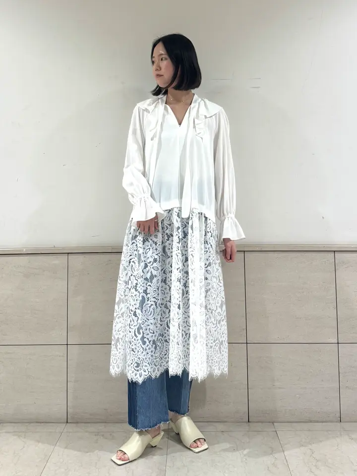 GRACE CONTINENTAL 伊藤　静華 コーディネート画像