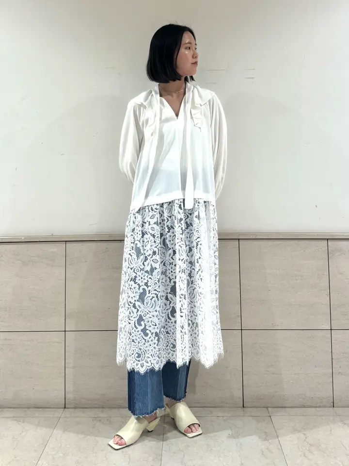 GRACE CONTINENTAL 伊藤　静華 コーディネート画像