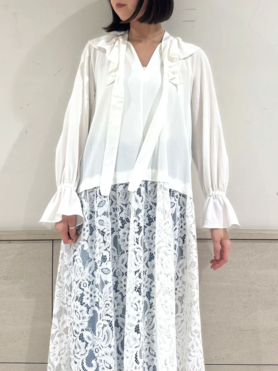 GRACE CONTINENTAL 伊藤　静華 コーディネート画像