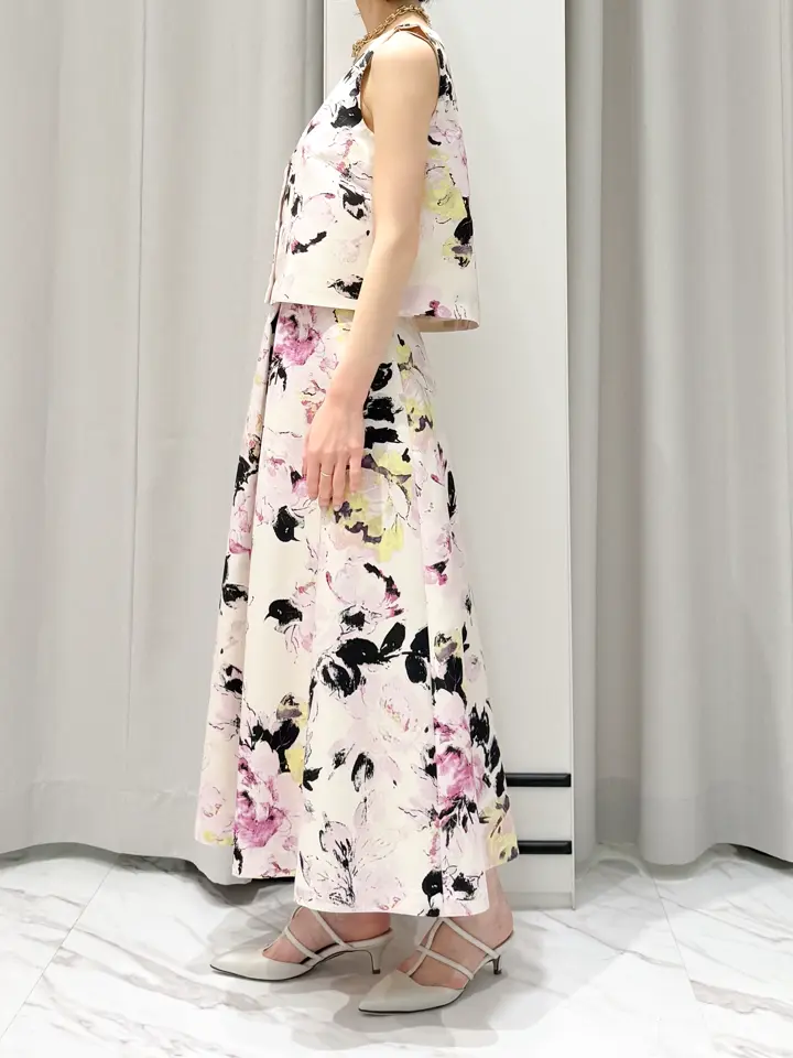 GRACE CONTINENTAL yuri コーディネート画像