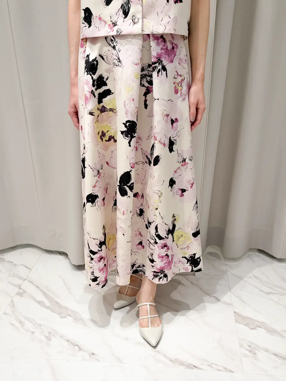 GRACE CONTINENTAL yuri コーディネート画像