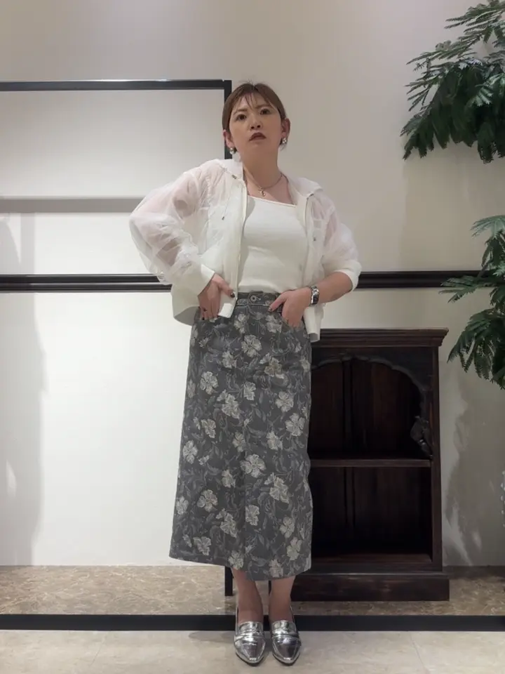 GRACE CONTINENTAL N.YURI コーディネート画像