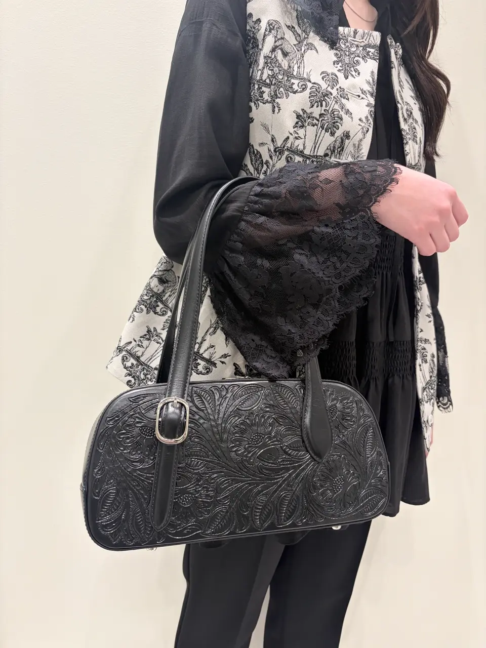 GRACE CONTINENTAL Hotei コーディネート画像