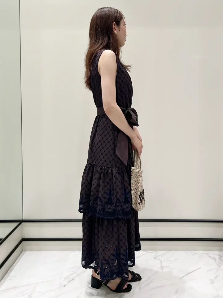 GRACE CONTINENTAL Wakazono コーディネート画像