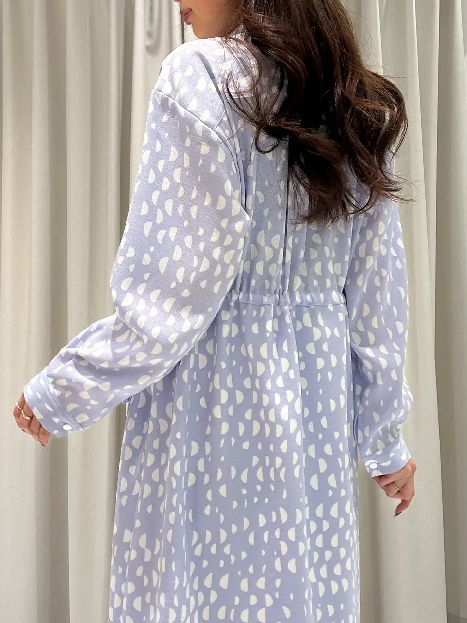 GRACE CONTINENTAL 志田　悠 コーディネート画像