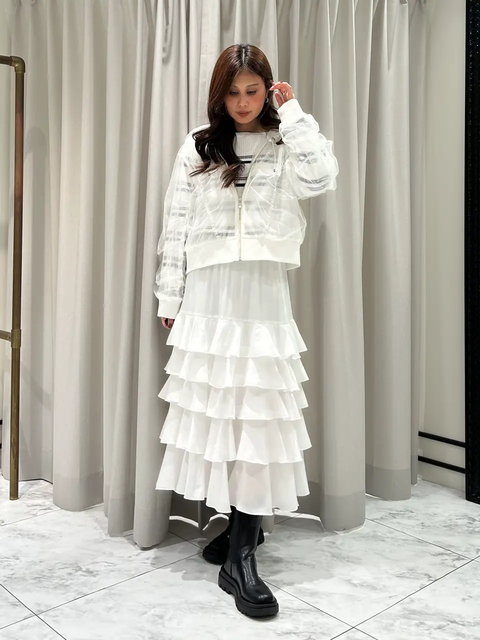 GRACE CONTINENTAL 志田　悠 コーディネート画像