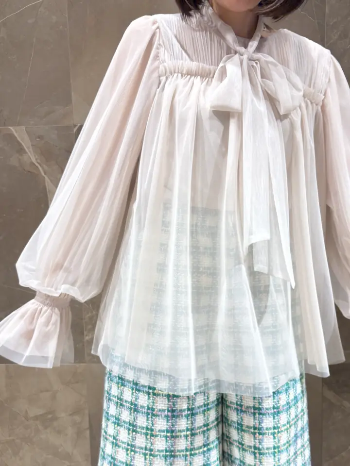 GRACE CONTINENTAL 穐山　香織 コーディネート画像