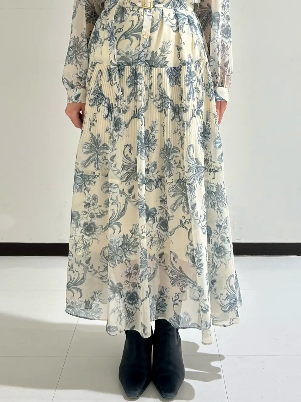 GRACE CONTINENTAL 狩野　珠季 コーディネート画像