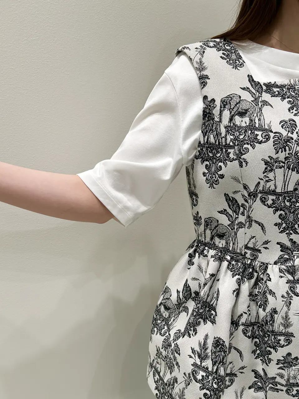 GRACE CONTINENTAL Wakazono コーディネート画像