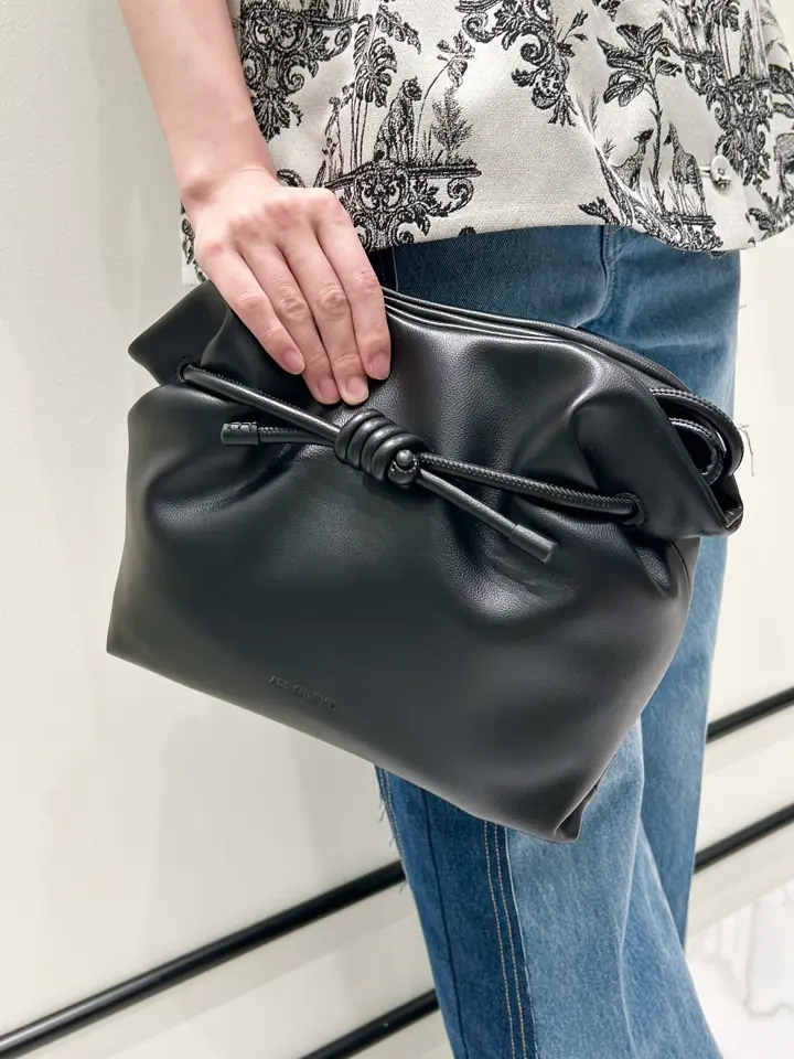 GRACE CONTINENTAL Wakazono コーディネート画像