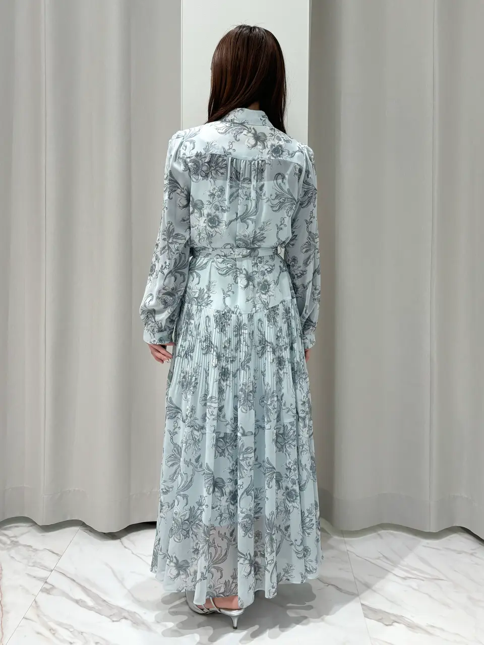 GRACE CONTINENTAL 山﨑 茉以 コーディネート画像