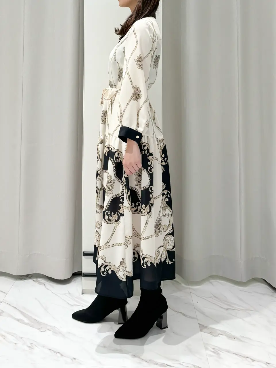 GRACE CONTINENTAL 山﨑 茉以 コーディネート画像