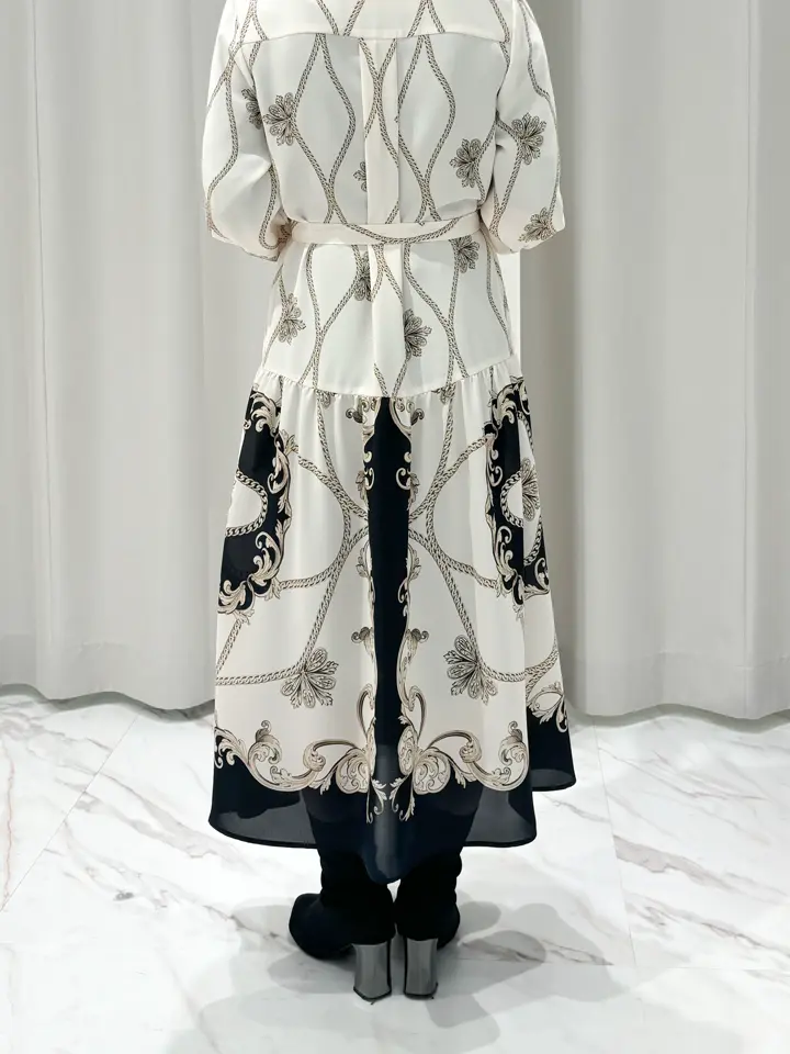 GRACE CONTINENTAL 山﨑 茉以 コーディネート画像