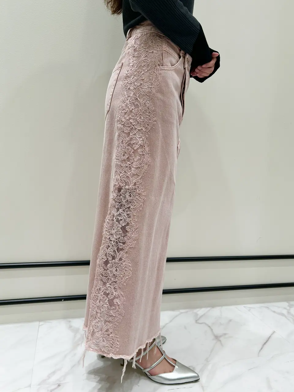 GRACE CONTINENTAL Wakazono コーディネート画像