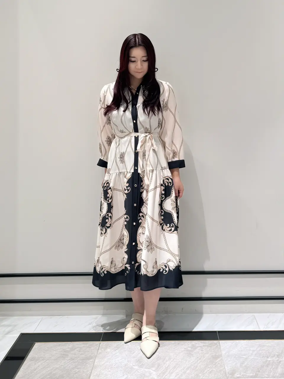 GRACE CONTINENTAL MOMOKO コーディネート画像