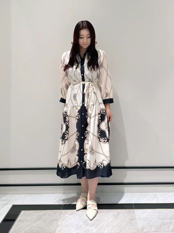 GRACE CONTINENTAL MOMOKO コーディネート画像