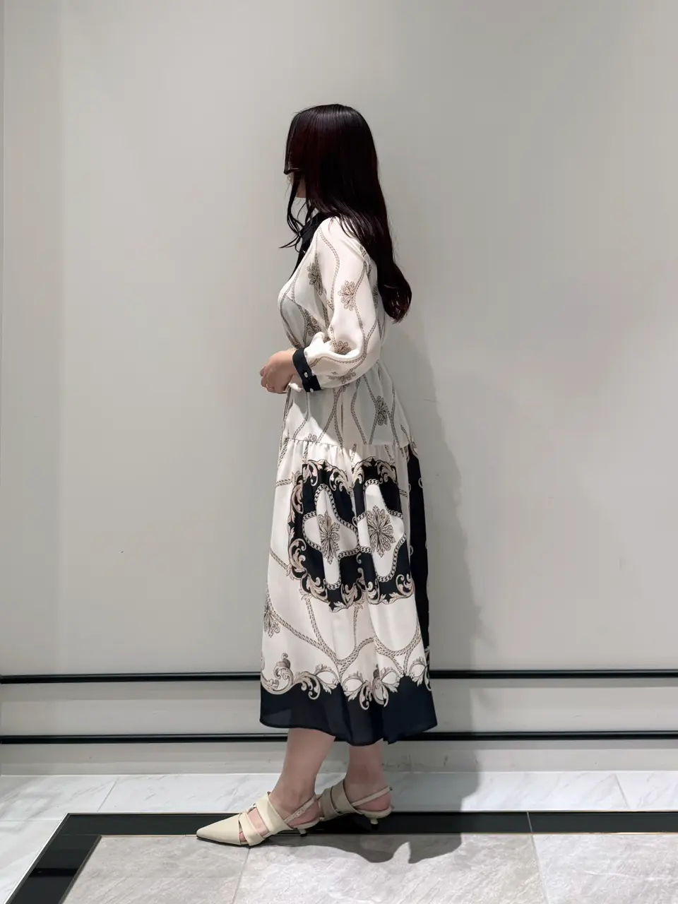 GRACE CONTINENTAL MOMOKO コーディネート画像