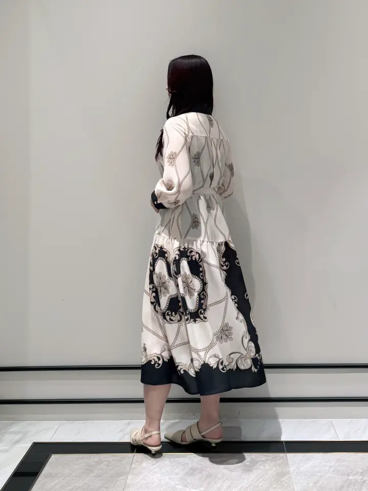 GRACE CONTINENTAL MOMOKO コーディネート画像