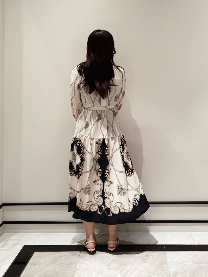 GRACE CONTINENTAL MOMOKO コーディネート画像