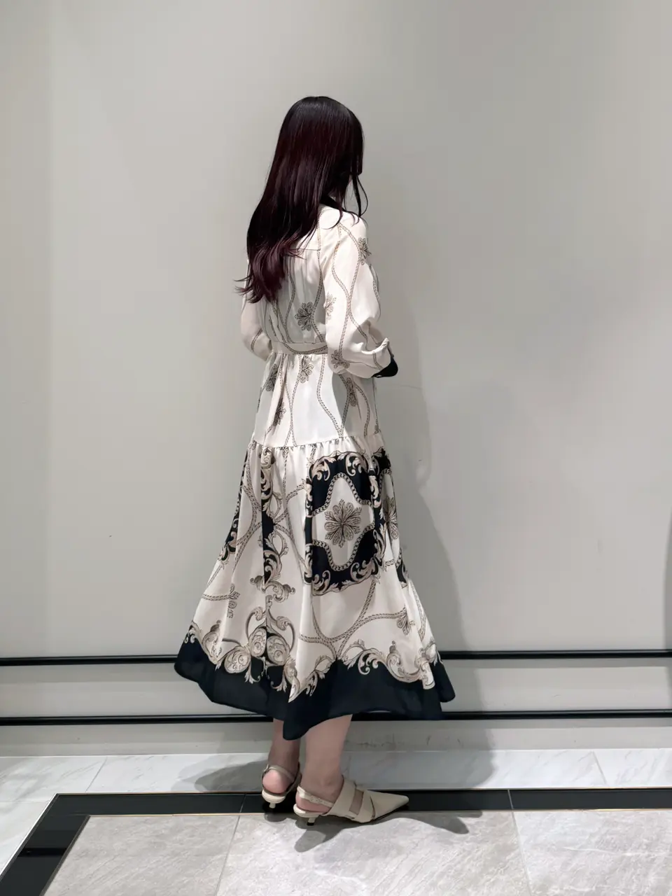 GRACE CONTINENTAL MOMOKO コーディネート画像