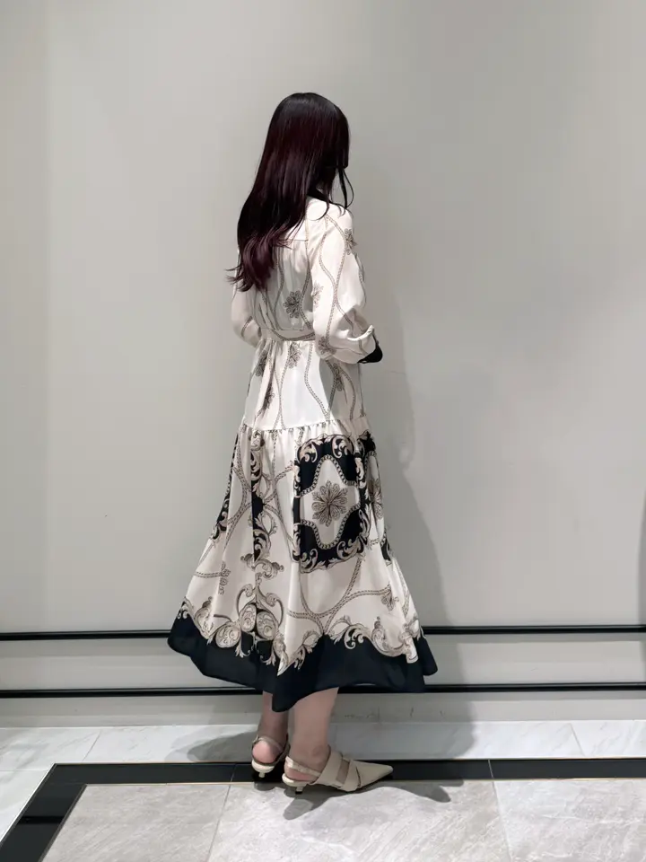 GRACE CONTINENTAL MOMOKO コーディネート画像